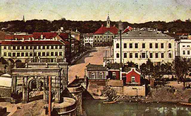 view_to_town_hall.pct